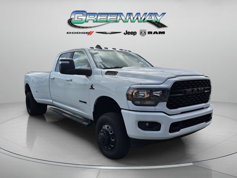 Used 2024 RAM 3500 Big Horn w/ Night Edition AWD/4WD image 1