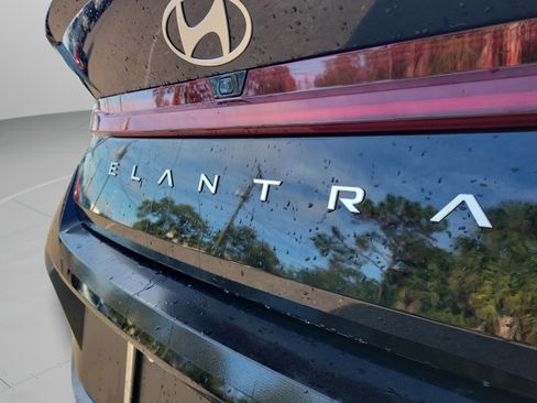 New 2026 Hyundai Elantra SEL Sport Premium FWD image 31