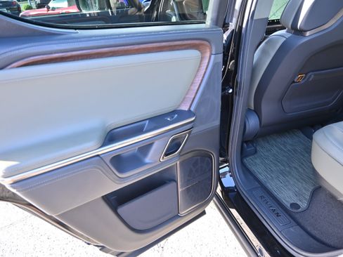 Used 2023 Rivian R1T Adventure image 29