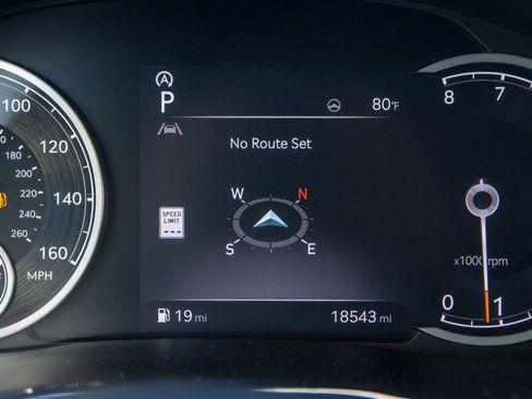 Used 2024 Genesis GV70 2.5T image 34