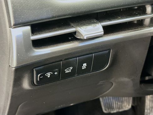 Used 2025 Hyundai Tucson SEL image 17