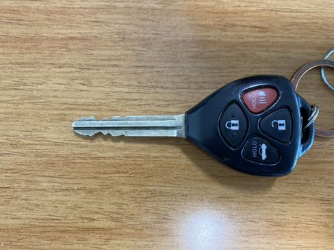 Used 2013 Toyota Corolla LE FWD image 31