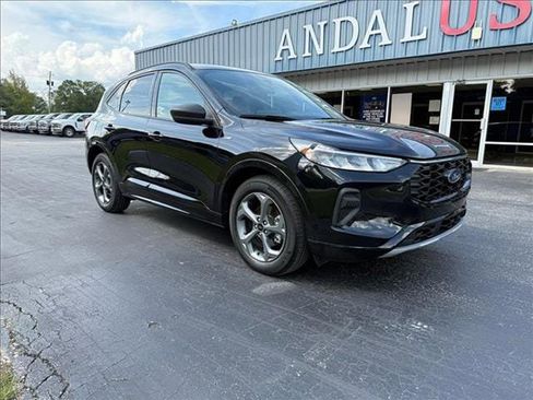 Used 2024 Ford Escape ST-Line w/ Tech Pack #1 FWD image 7