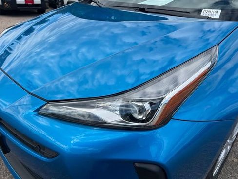 Used 2021 Toyota Prius LE FWD image 10