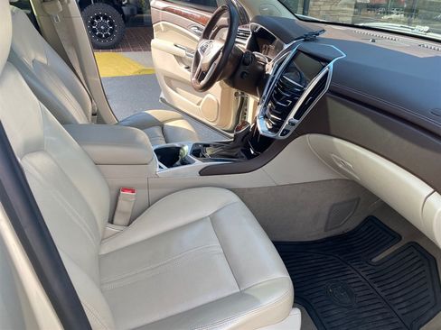Used 2015 Cadillac SRX Premium FWD image 11