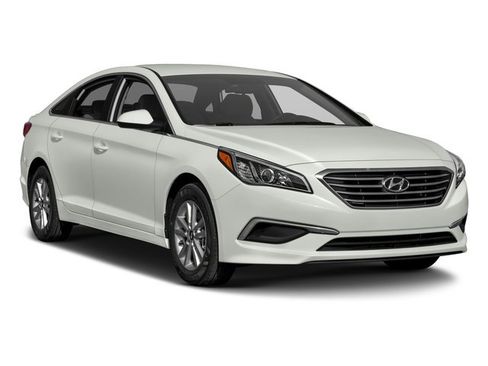 Used 2017 Hyundai Sonata SE image 9