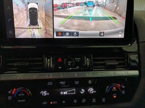 New 2026 Nissan Pathfinder Platinum image 13