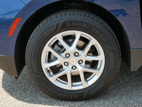 Used 2022 Chevrolet Equinox LT AWD/4WD image 15