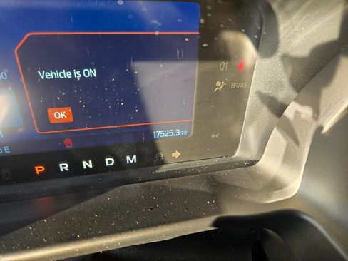 Used 2023 Ford Bronco Badlands image 11