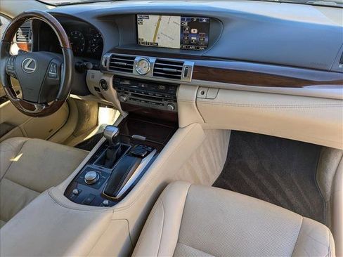 Used 2015 Lexus LS 460 AWD image 23