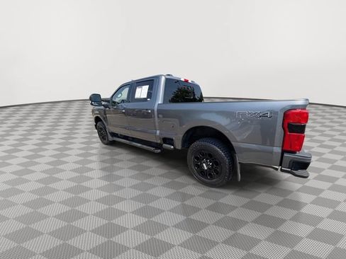 Used 2023 Ford F250 Lariat w/ Black Appearance Package AWD/4WD image 6