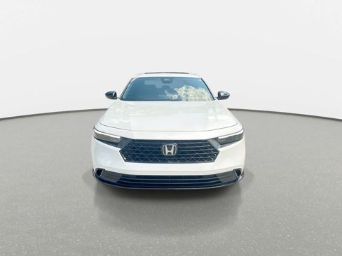 Used 2024 Honda Accord Sport image 3