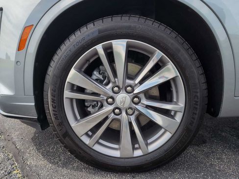Used 2025 Cadillac XT6 Premium Luxury w/ Platinum Package AWD/4WD image 44