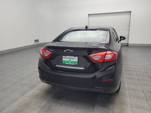 Used 2018 Chevrolet Cruze LS image 7
