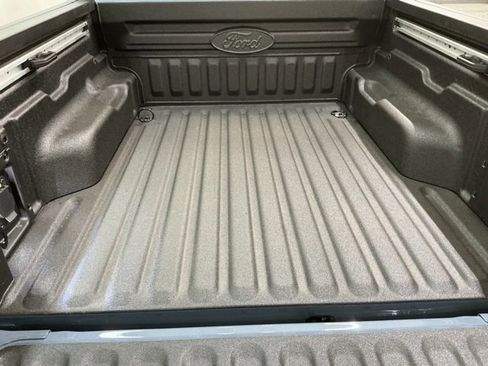 New 2026 Ford Maverick Lariat w/ Black Appearance Package image 18