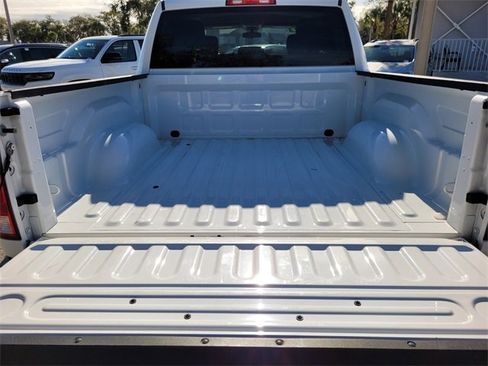 Certified 2019 RAM 1500 Express w/ Express Value Package image 9