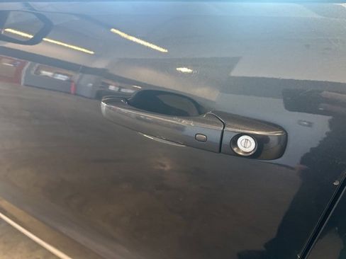 Used 2016 Dodge Durango Limited w/ Nav & Power Liftgate Group image 13