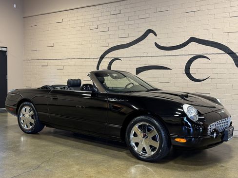 Used 2002 Ford Thunderbird image 5