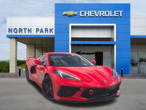 Used 2022 Chevrolet Corvette Stingray Preferred Conv w/ Z51 Performance Package RWD image 1