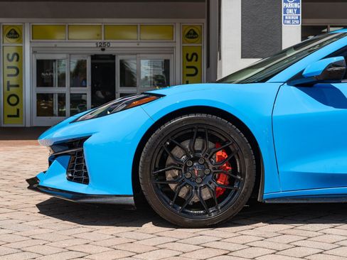 Used 2024 Chevrolet Corvette Z06 w/ Stealth Interior Trim Package image 29