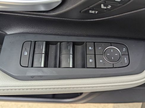 Used 2024 Toyota Grand Highlander Limited image 17