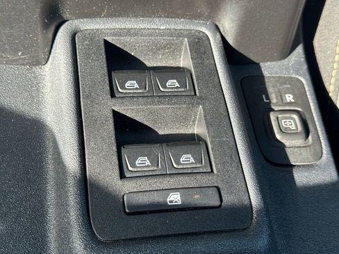 Used 2025 Ford Bronco Badlands AWD/4WD image 47