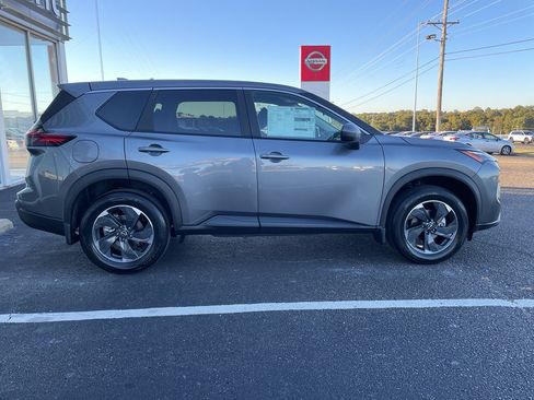 New 2026 Nissan Rogue SV image 22