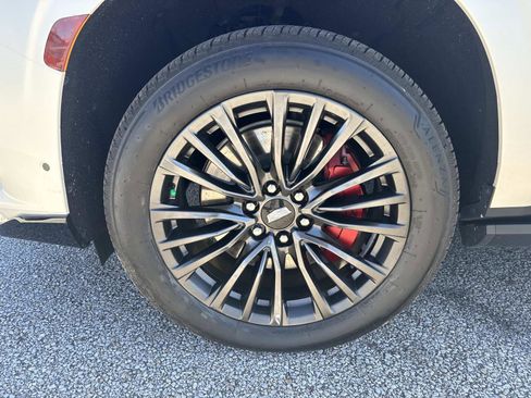 Used 2023 Cadillac Escalade ESV V w/ Heavy-Duty Trailer Package image 10