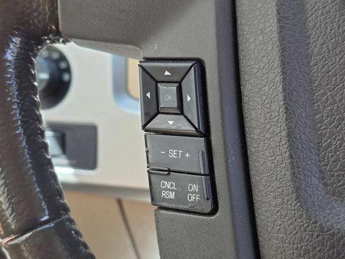 Used 2013 Ford F150 Lariat w/ Mid Equipment Group AWD/4WD image 19