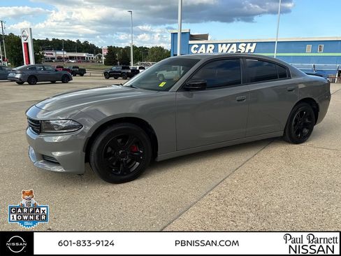 Used 2023 Dodge Charger SXT RWD image 15