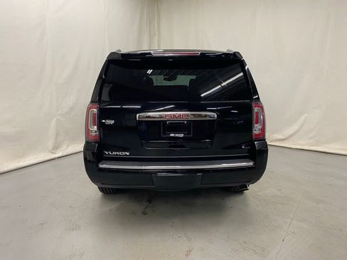 Used 2015 GMC Yukon Denali AWD/4WD image 7