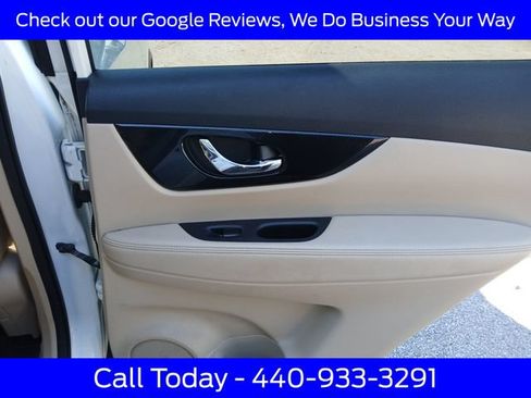Used 2019 Nissan Rogue SL AWD/4WD image 39