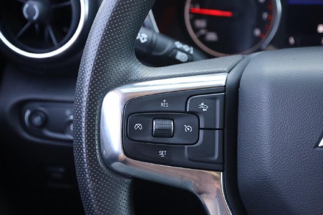 Used 2025 Chevrolet Blazer LT AWD/4WD image 11