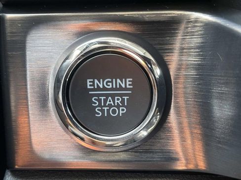 New 2025 Ford F350 Lariat w/ Lariat Ultimate Package image 24