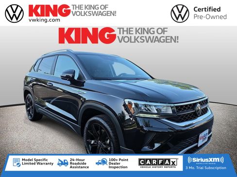 Certified 2023 Volkswagen Taos SE w/ Panoramic Sunroof Package FWD image 1