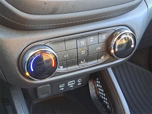 Used 2023 Chevrolet TrailBlazer LT image 15