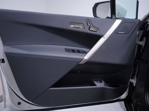 Used 2026 BMW iX xDrive45 w/ Executive Package image 15