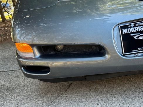 Used 2004 Chevrolet Corvette Convertible w/ Preferred Equipment Group image 17