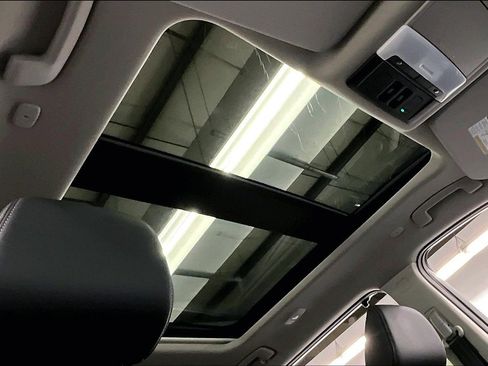 New 2025 Nissan Rogue Platinum w/ Tech Package image 69