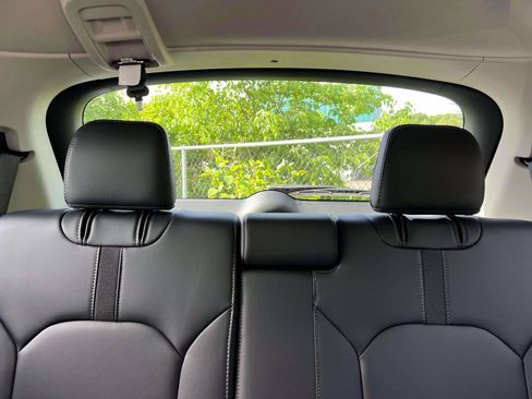 Certified 2025 Honda Pilot EX-L image 13