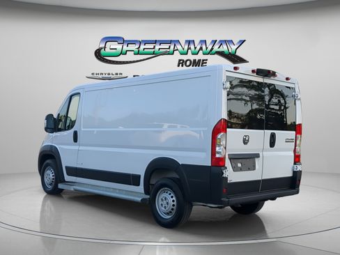 Used 2025 RAM ProMaster 2500 w/ U-Haul Equipment Group FWD image 23