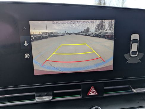 Used 2022 Hyundai Elantra Limited image 20