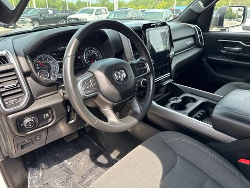 Used 2024 RAM 1500 Big Horn AWD/4WD image 2