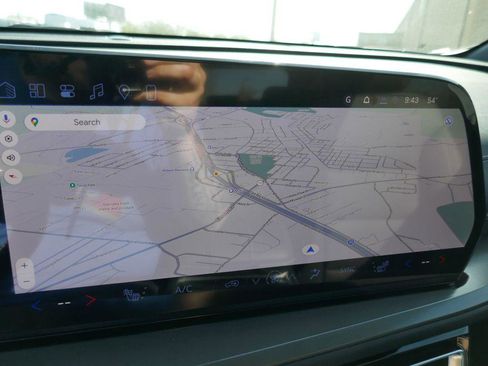 New 2026 Chevrolet Traverse LT image 24