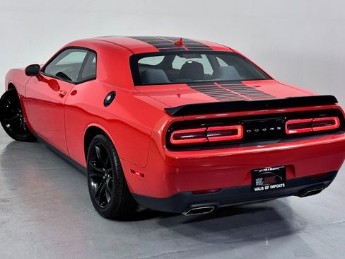 Used 2017 Dodge Challenger R/T w/ Blacktop Package image 13