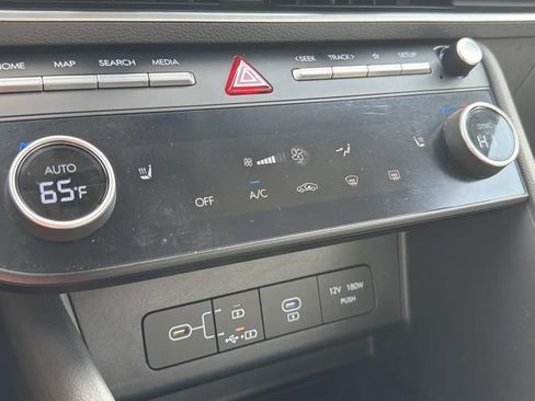 Used 2025 Hyundai Sonata SEL FWD image 30