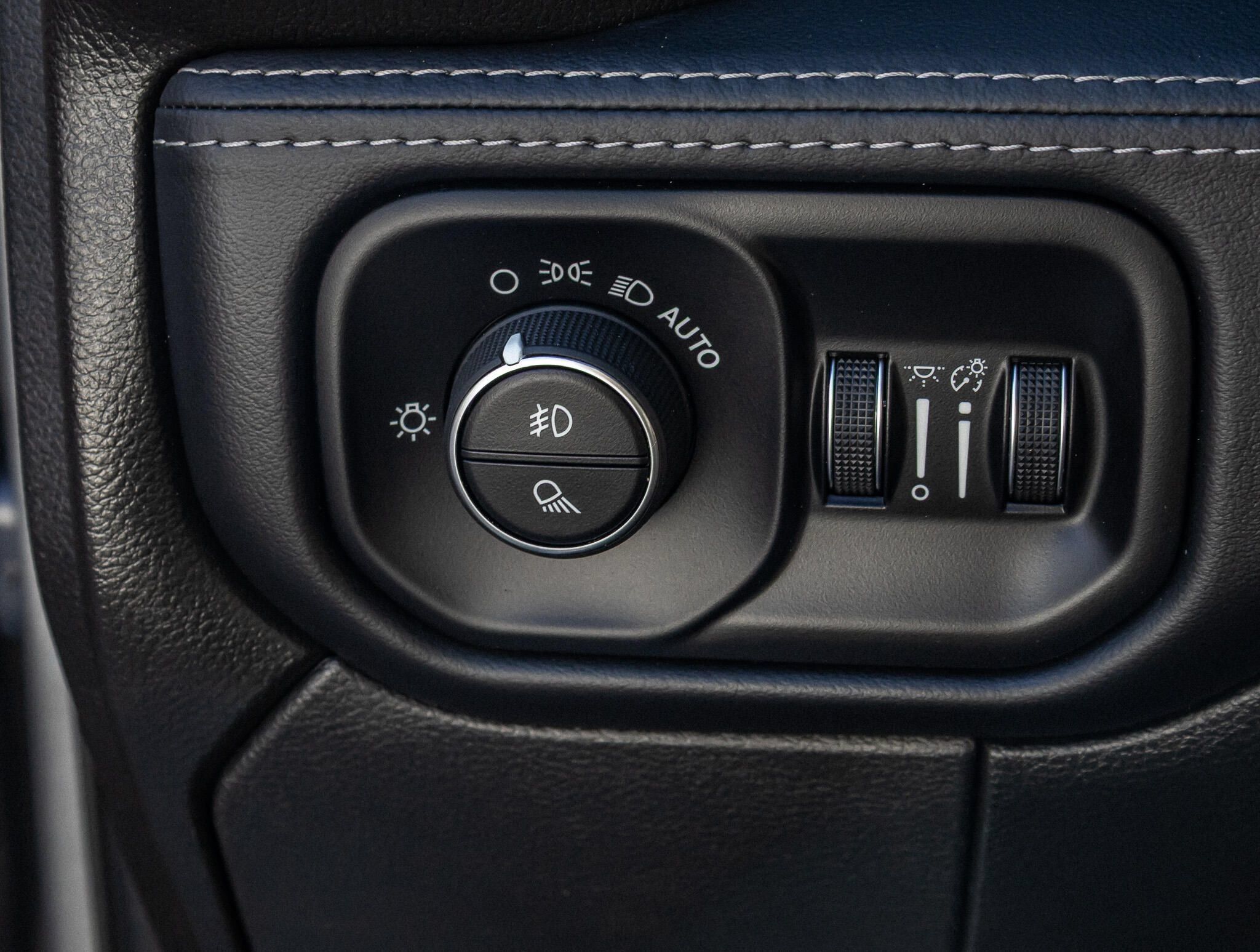 Used 2024 RAM 2500 Limited AWD/4WD image 22
