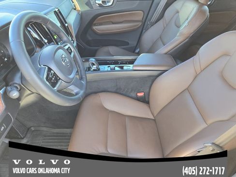 Certified 2023 Volvo XC60 B5 Plus w/ Climate Package image 12