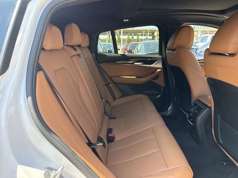 Used 2023 BMW X4 xDrive30i w/ Premium Package AWD/4WD image 31