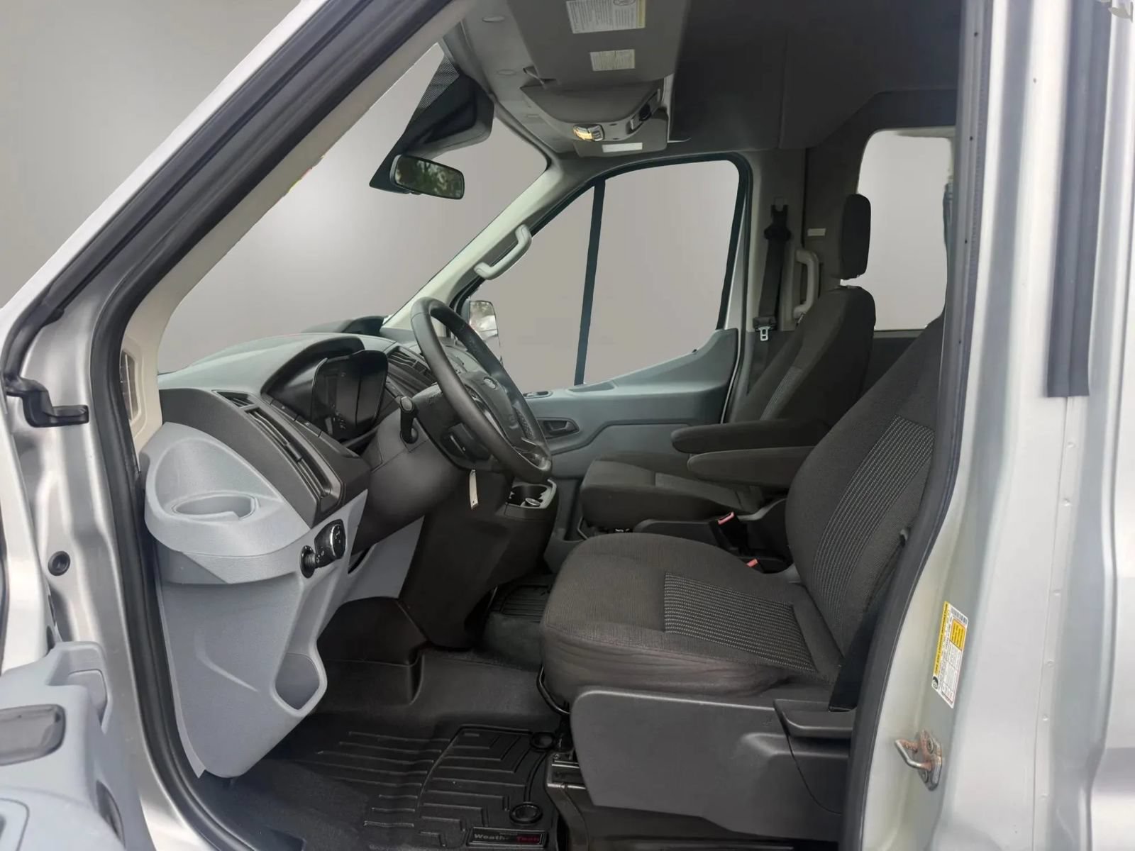 Used 2017 Ford Transit 350 XL RWD image 14